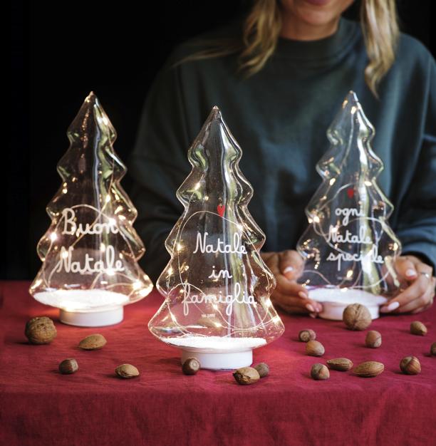 Alberi e sfere a led