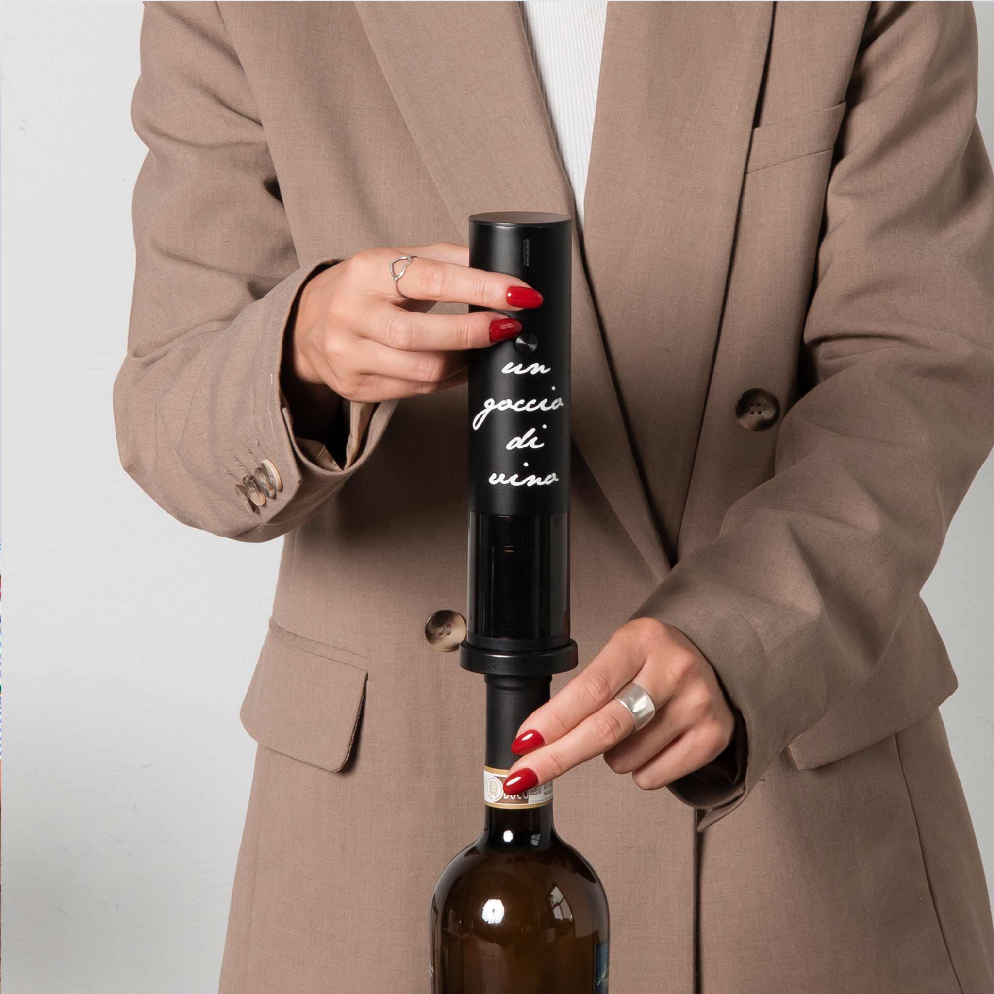 Electric bottle opener "A drop of wine"