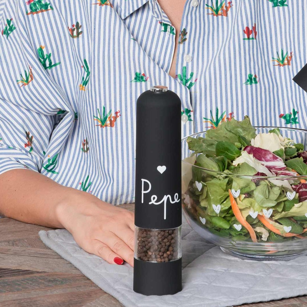 1 Pezzo Di Macinino Elettrico Per Sale E Pepe A Gravà, Grana Regolabile, Funzionamento A Batteria, Luce Led, Funzionamento Automatico Con Una Sola Mano, Acciaio Inossidabile Nero | SHEIN ALIA 1 Pezzo Di Macinino Elettrico Per Sale E Pepe A Gravà, Grana Regolabile, Funzionamento A Batteria, Luce Led, Funzionamento Automatico Con Una Sola Mano, Acciaio Inossidabile Nero | SHEIN ALIA
