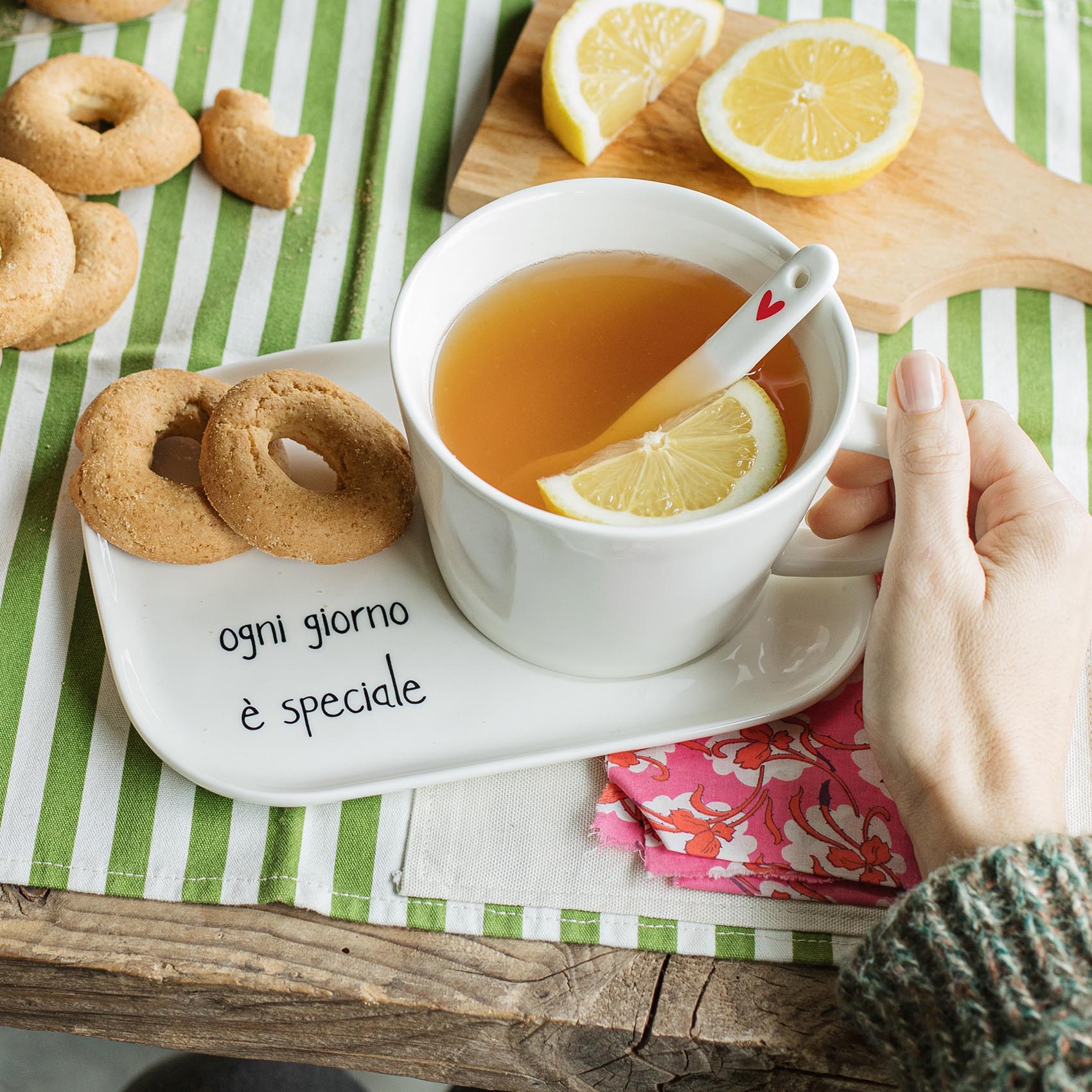 Piatto per Tazze Colazione Ogni giorno è speciale
