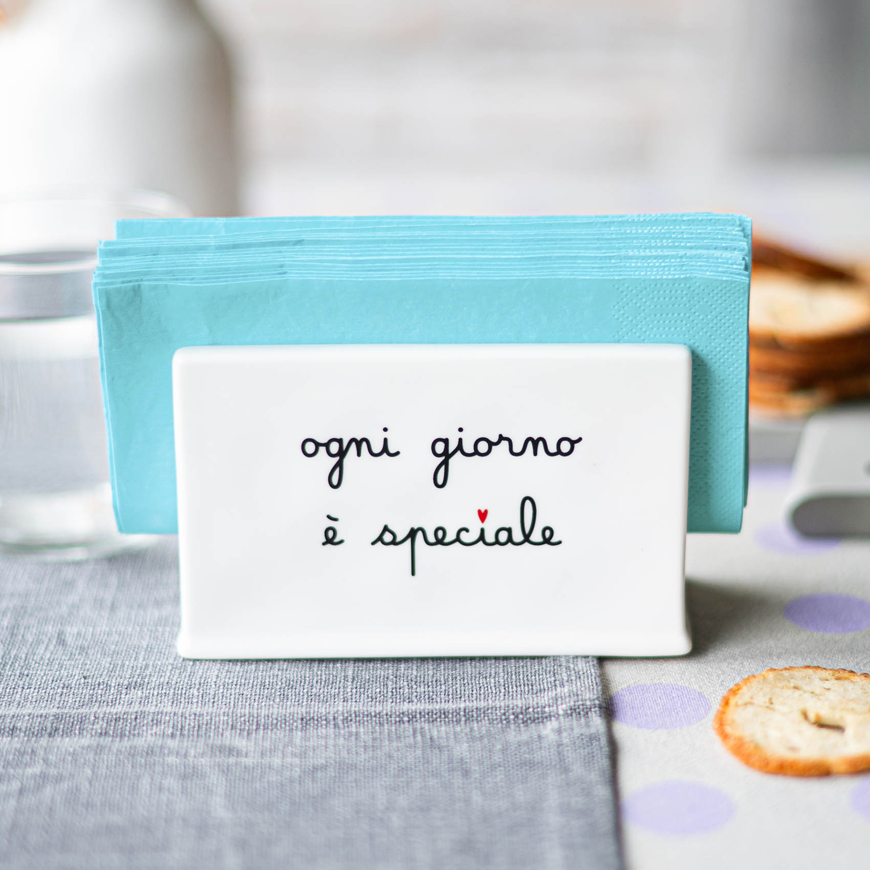 PORTE-SERVIETTE CHAQUE JOUR EST SPÉCIAL