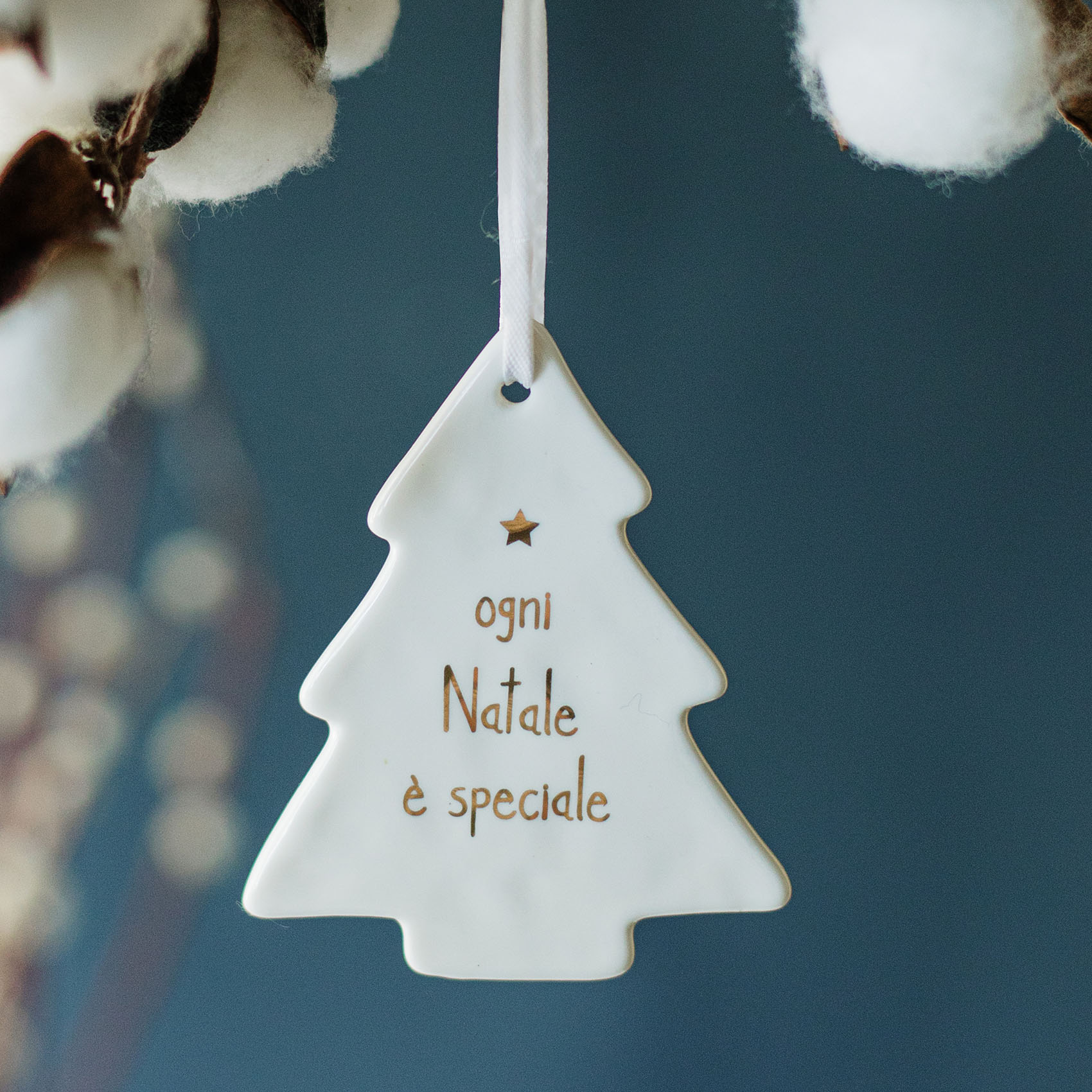 BAUM, CA. 9,7 × 8 × 0,5 CM – JEDES WEIHNACHTEN IST ETWAS BESONDERES