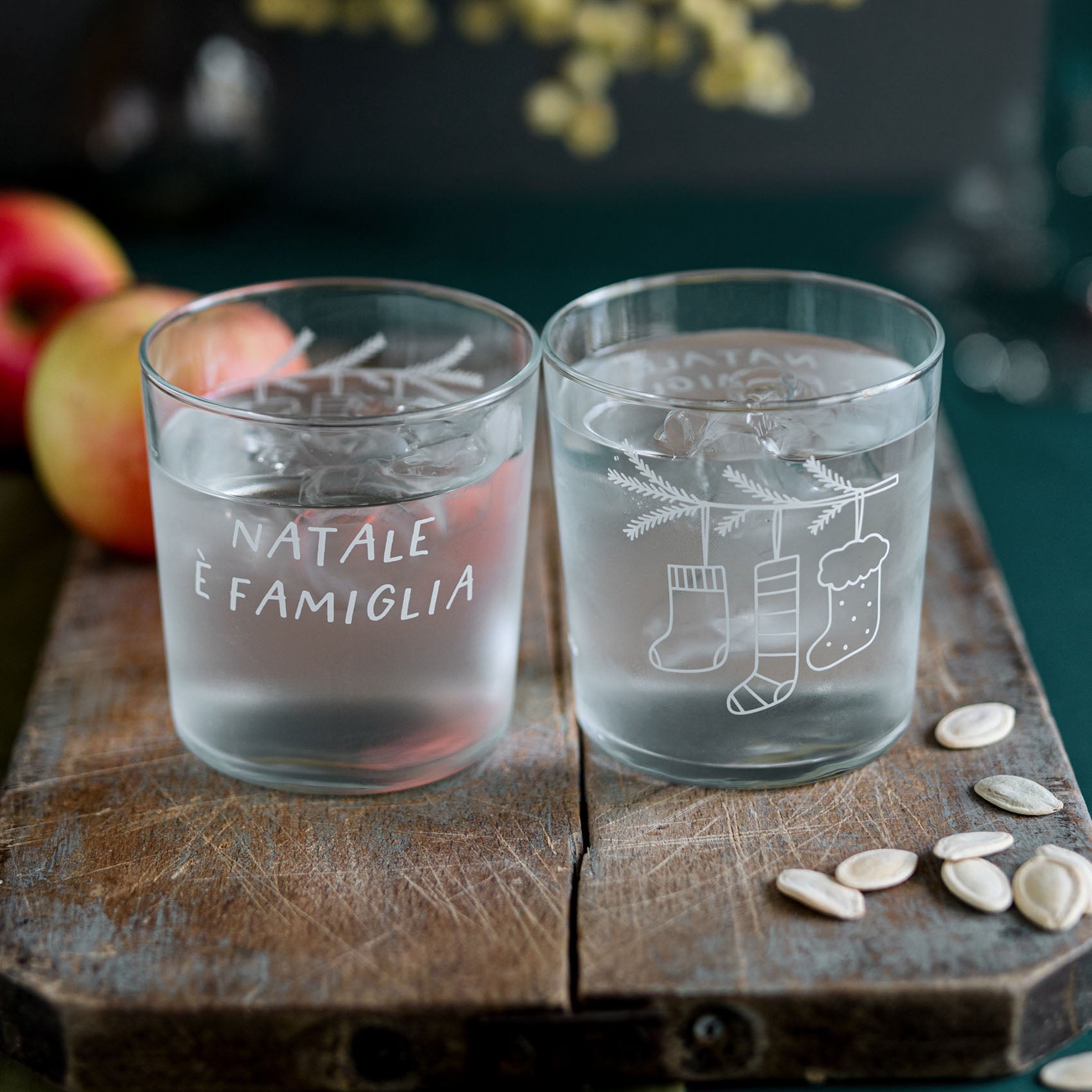 JUEGO DE 6 VASOS DE 35 CL: «LA NAVIDAD ES FAMILIA»