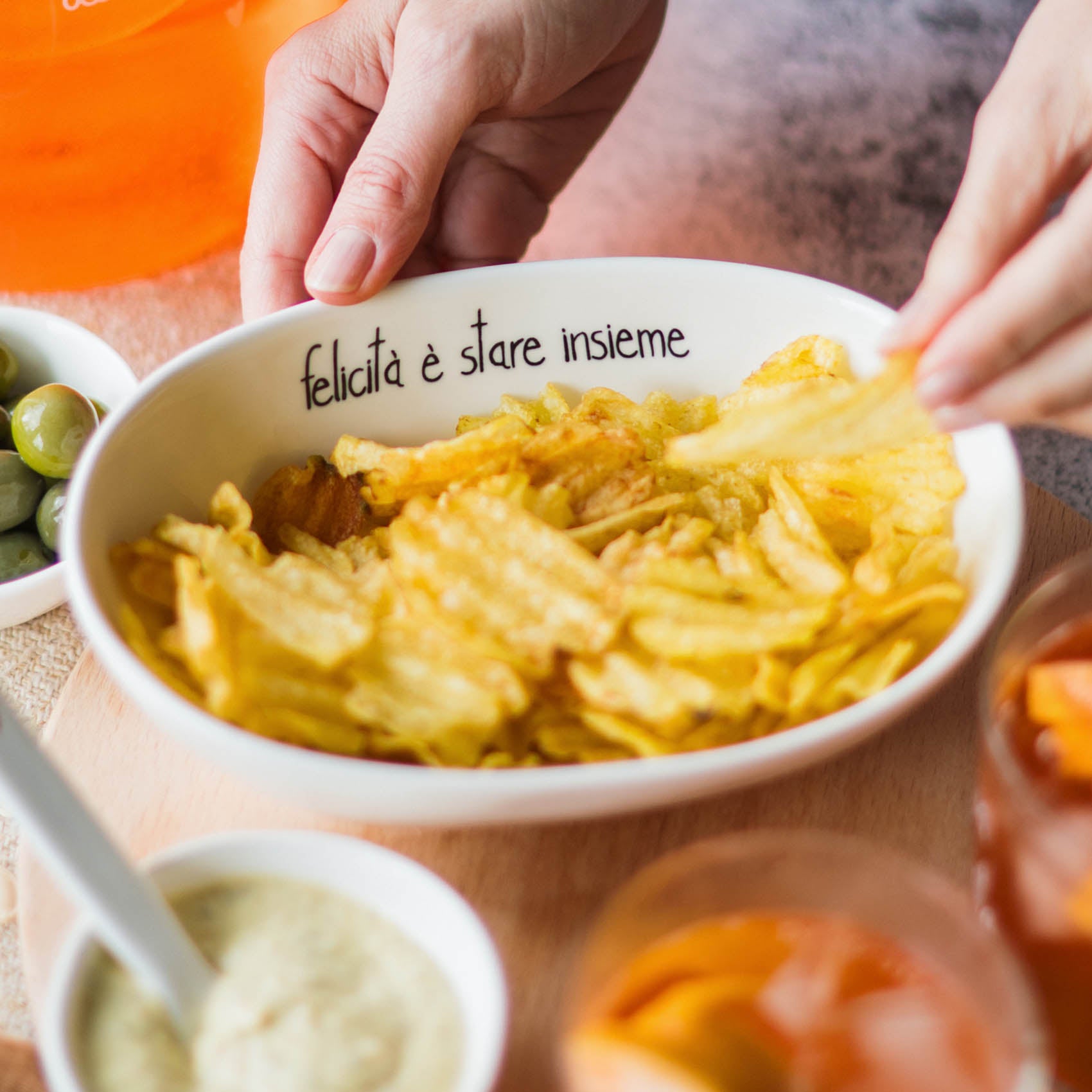 Coppetta ovale in gres Felicità è stare insieme