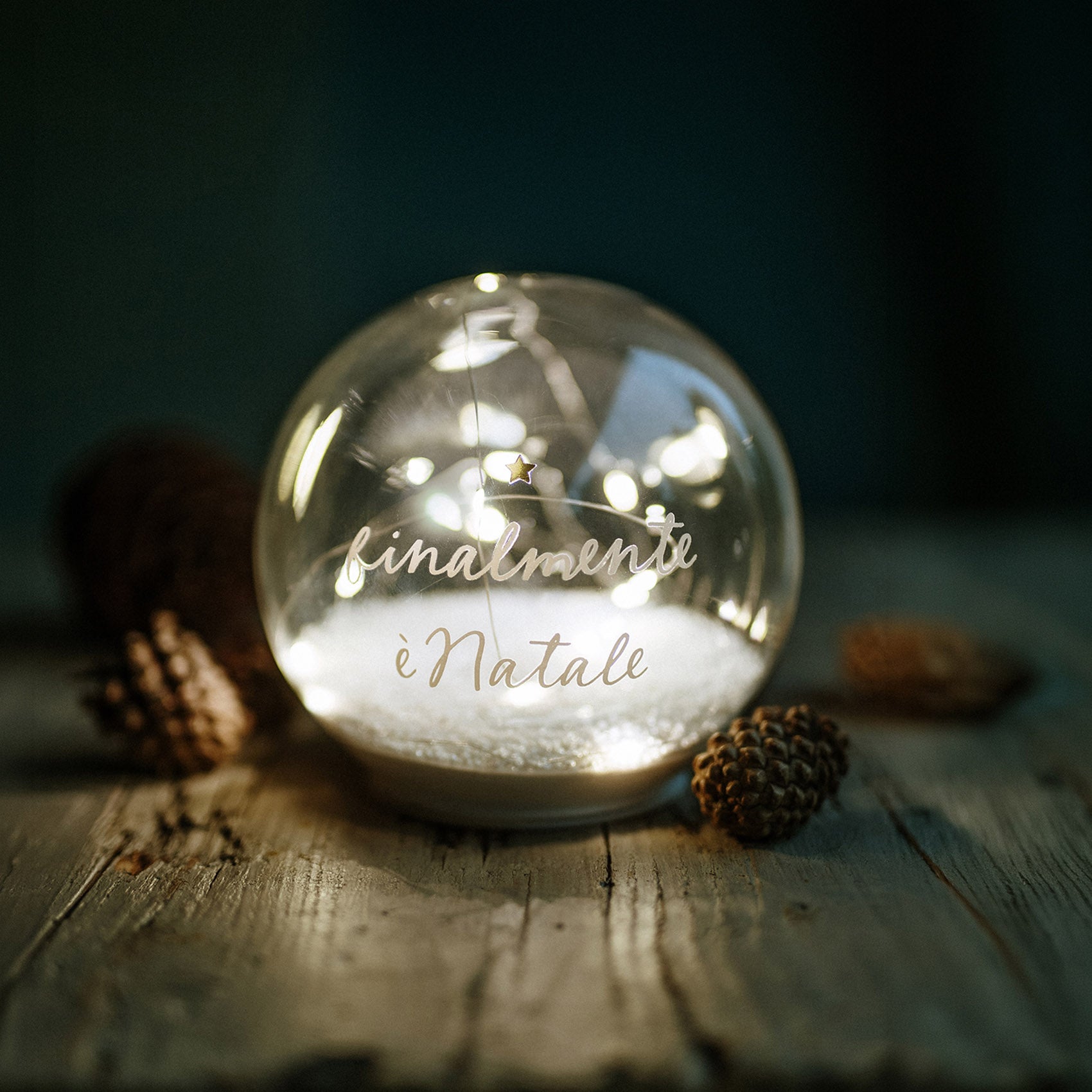 BOULE LED 15 CM : C'EST ENFIN NOËL !