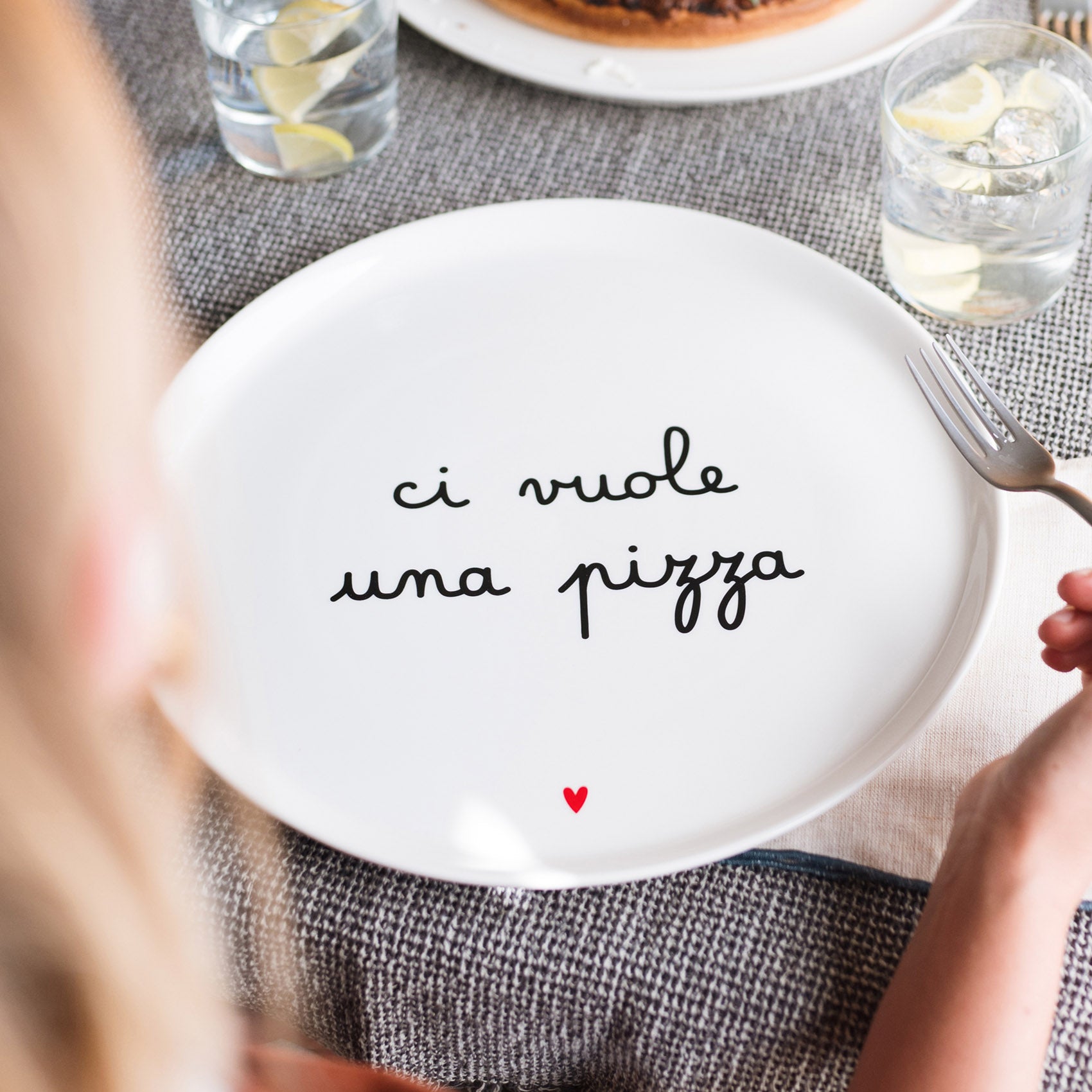 ASSIETTE À PIZZA : IL FAUT UNE PIZZA