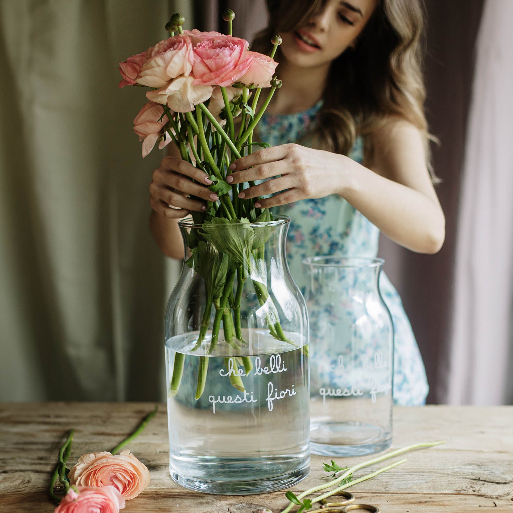 Dekorative Blumenvase Wie schön diese Blumen sind — Simple Day