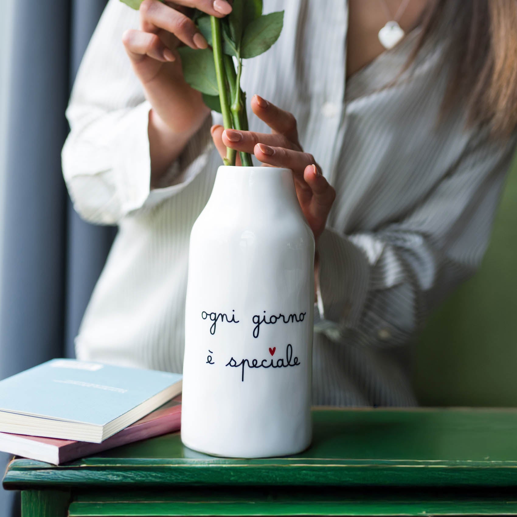 Vaso Portafiori in gres Ogni giorno è speciale